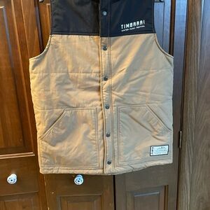 KAVU Mens Medium Vest Quilted Puffer Sleeveless Jacket True Outdoor Wear Tan
